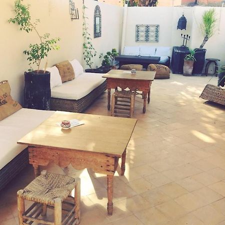 Riad Nejma Lounge มาร์ราเกช ภายนอก รูปภาพ